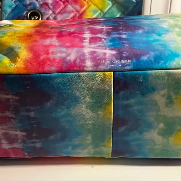 🌈 Kurt Geiger rainbow tie dye XL Kensington bag - one callout on back EUC - Picture 7 of 16